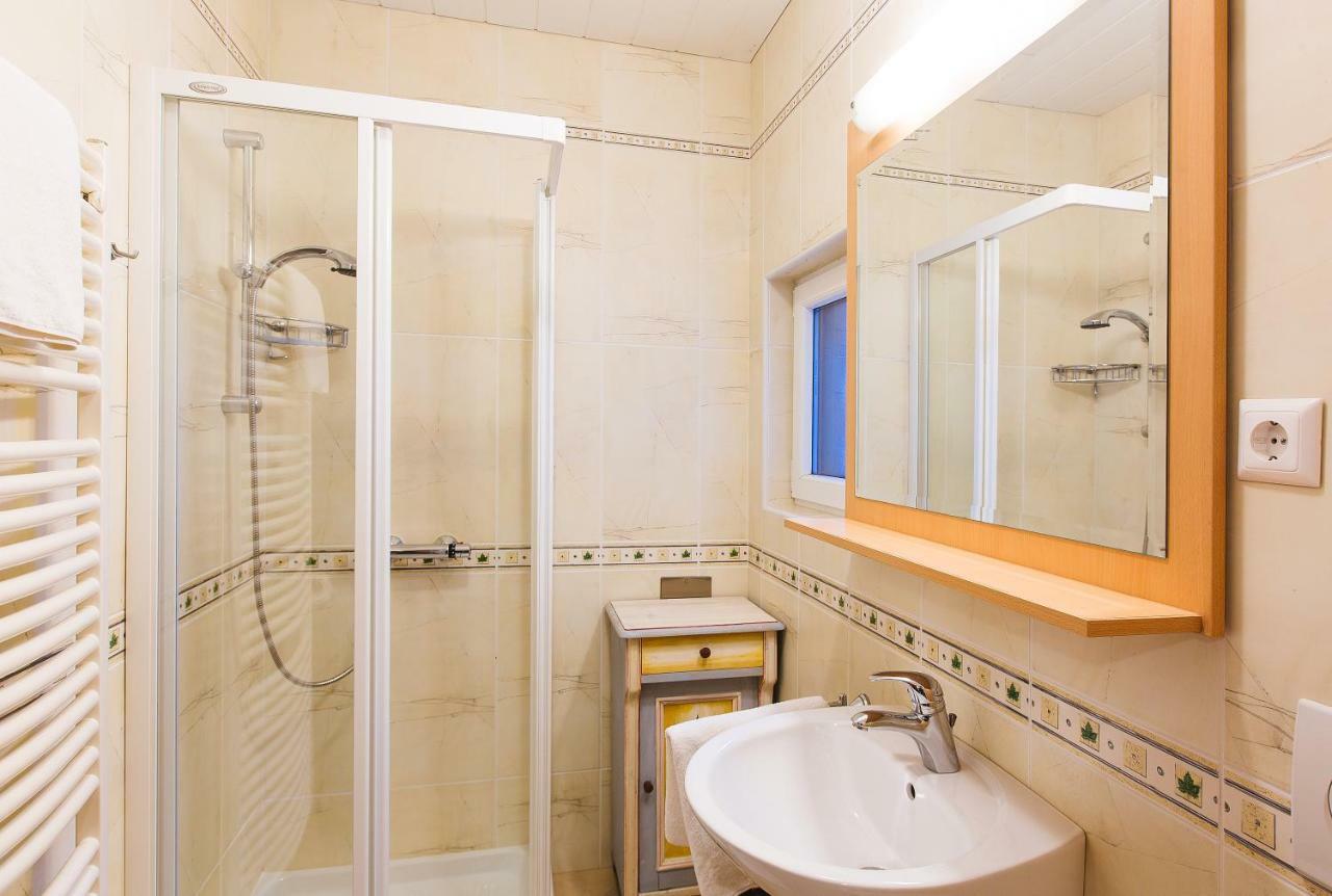 Apartments Kaps Блед Екстериор снимка